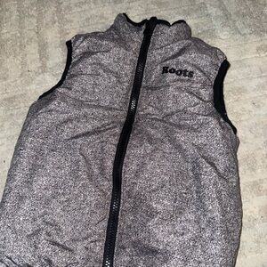 Roots Charcoal Sleeveless Vest